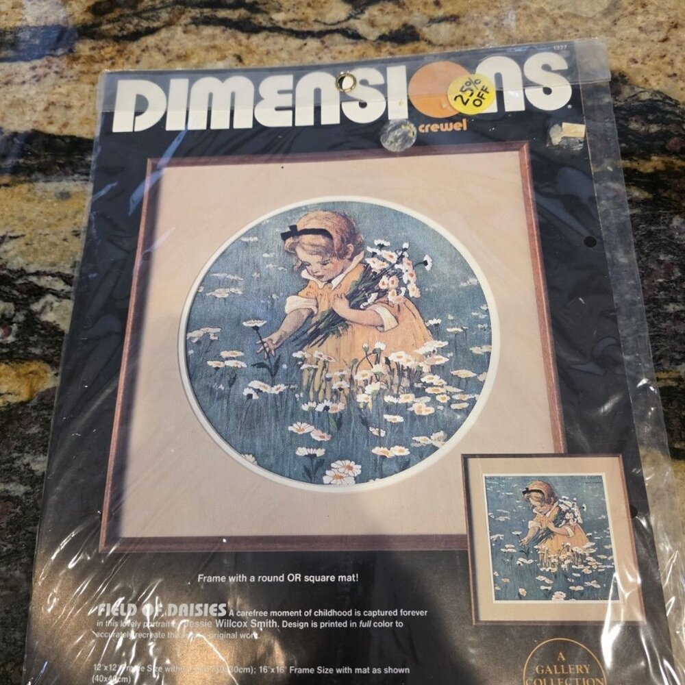 DIMENSIONS Vintage 1987 FIELD OF DAISIES Crewel Embroidery 1327 Kit NEW & SEALED
